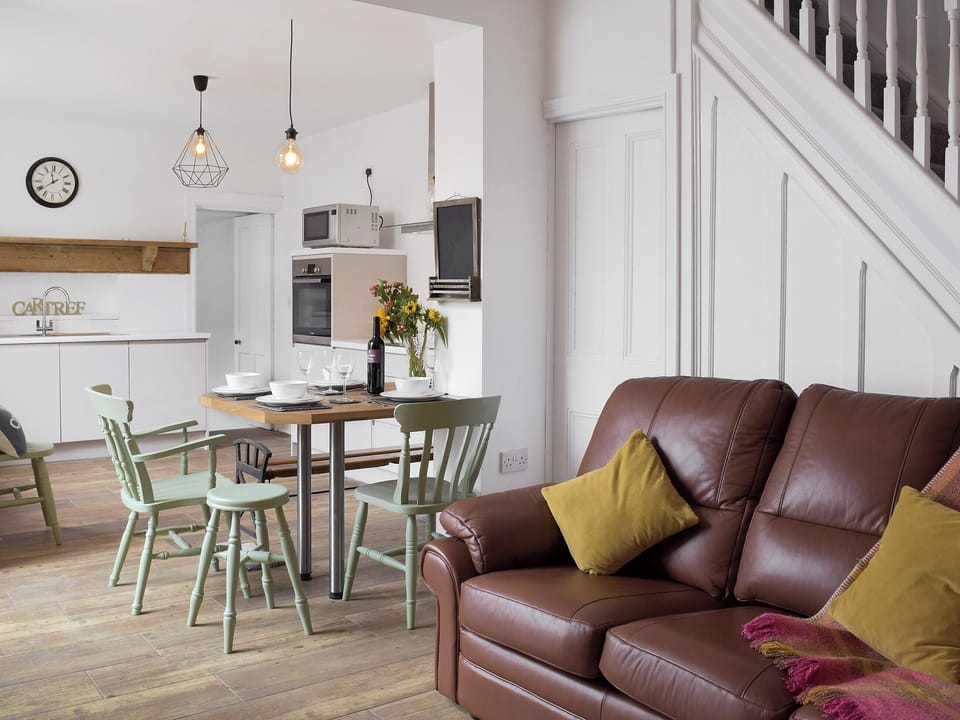 Charming kitchen/ dining area | Gwylfa, Trimsaran, near Kidwelly