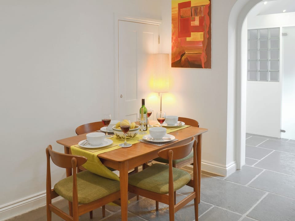 Quaint dining area | Samphire Lodge, Brixham