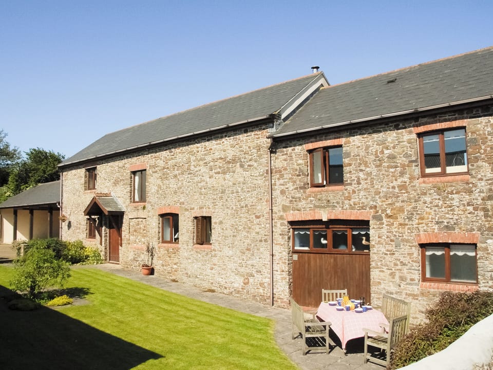 Exterior | Chiddlecombe Holiday Cottages - Chapman House, Fairy Cross, Bideford