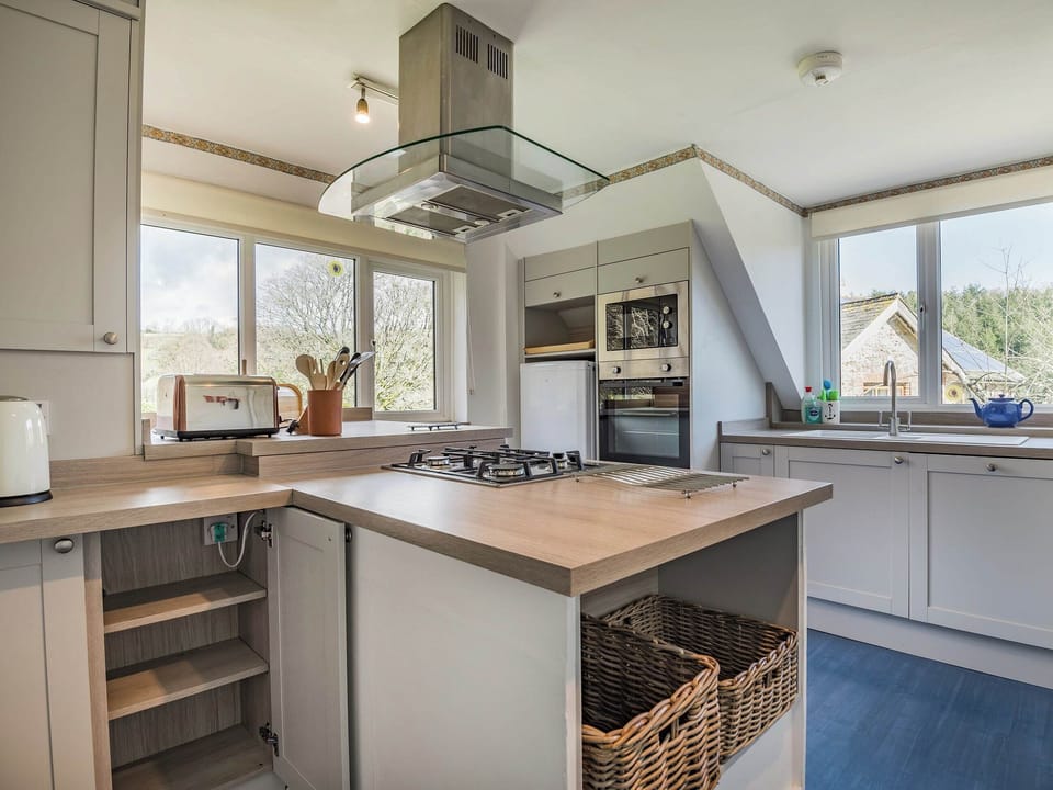 Kitchen | Clock Cottage - Rockenhayne Farmstead, Branscombe