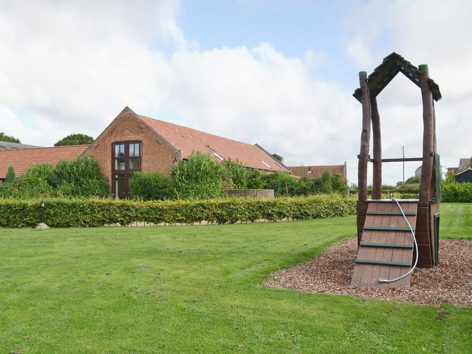 Children&rsquo;s play area | Grove Farm Barns, Catfield | Horning| Norfolk