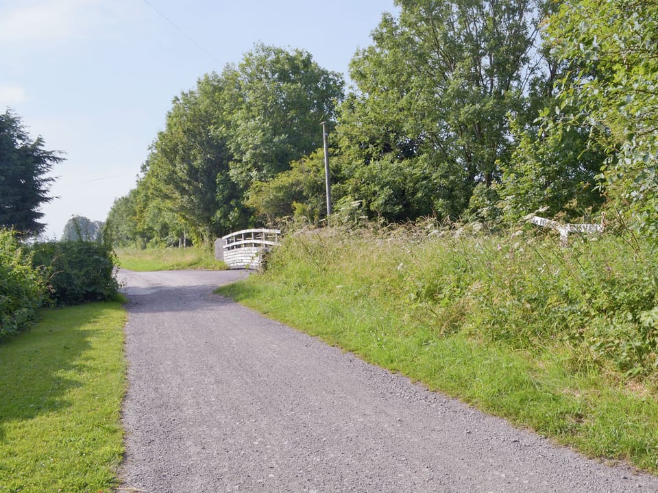 Tranquil surrounding area | Railway Cottage, Longcliffe, near Ashbourne