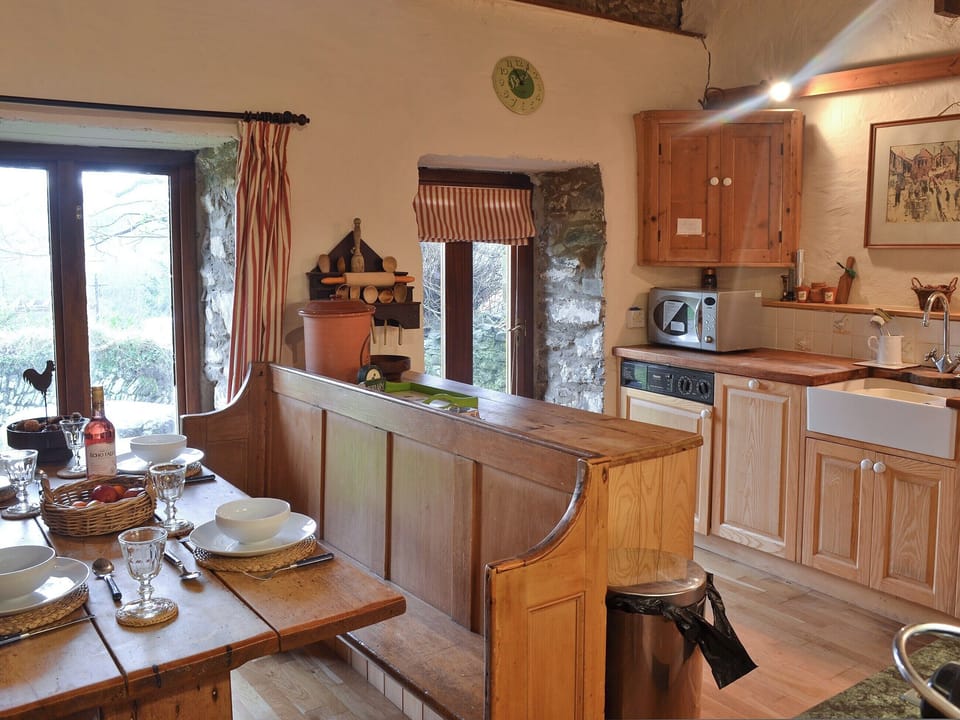 Open plan style kitchen and diner | Ty Christian, Caerwedros, near New Quay
