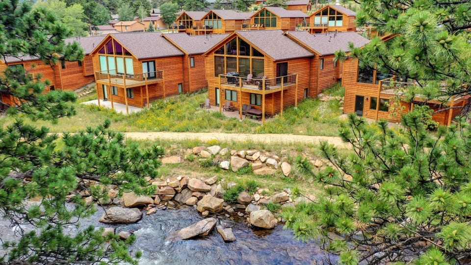 Looking back to Riverbend Lodge from the Big Thompson River