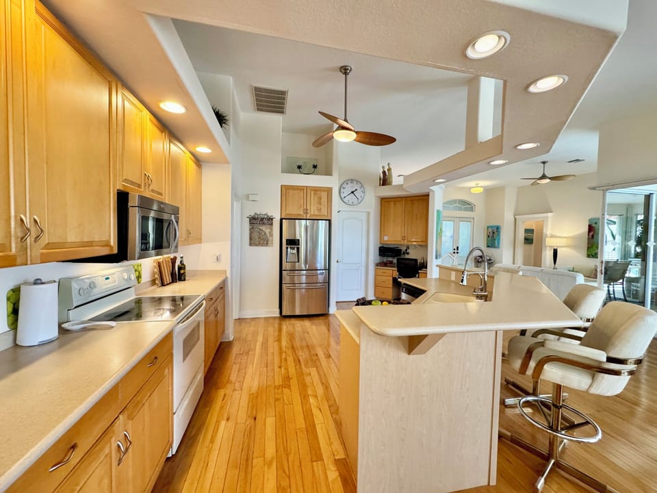 Villa 'THE ARTIST'  Kitchen