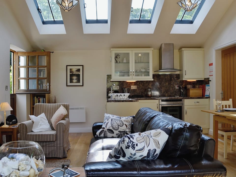 Open plan living/dining room/kitchen | Bodafon Bach, Capelulo, nr. Conwy