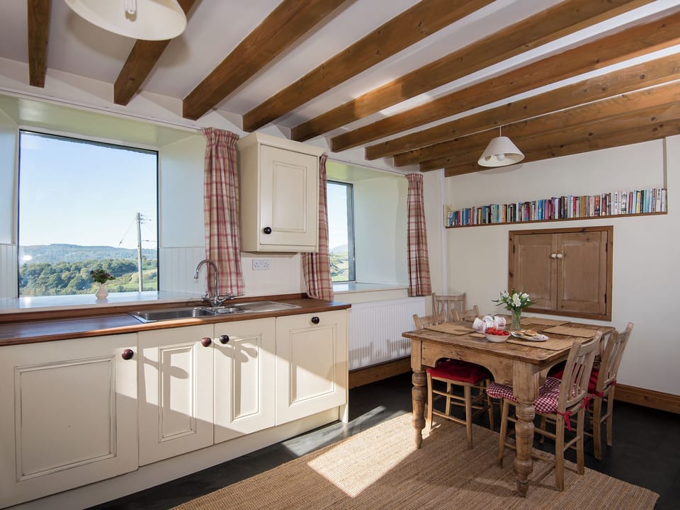 Kitchen/diner | Cefn Bach, Nr. Betws-y-Coed