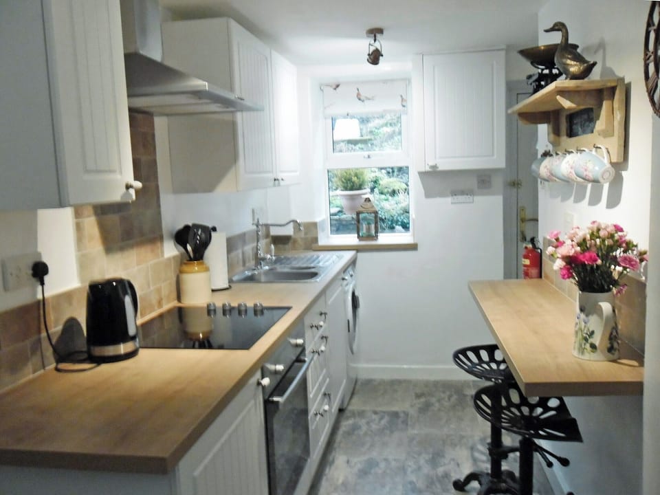 Delightful kitchen | Tilly Cottage, Greenhead, near Haltwhistle