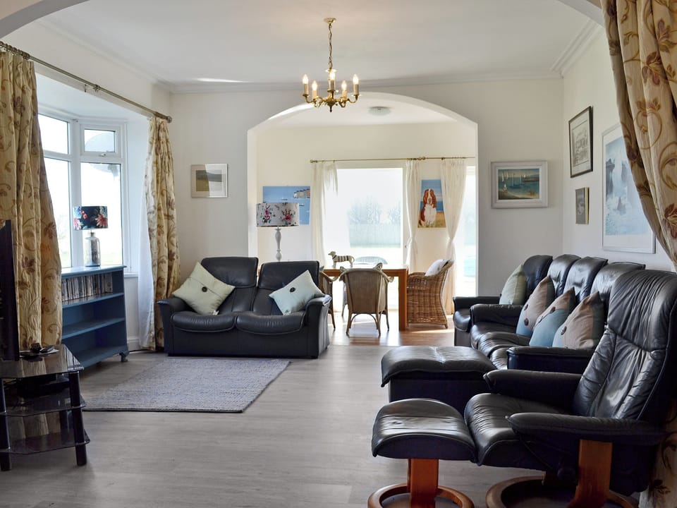 Charming ground floor living room | Hamilton Lodge, Barmston, near Bridlington