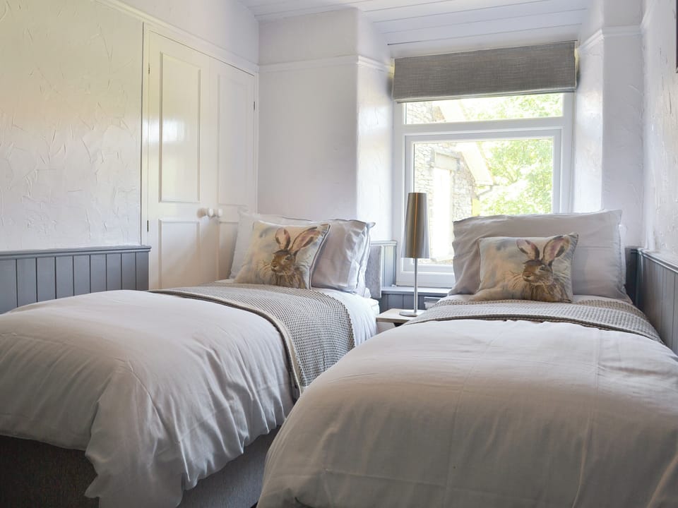 Comfortable twin bedroom | Coach House Grasmere - Grange End Cottages, Grasmere