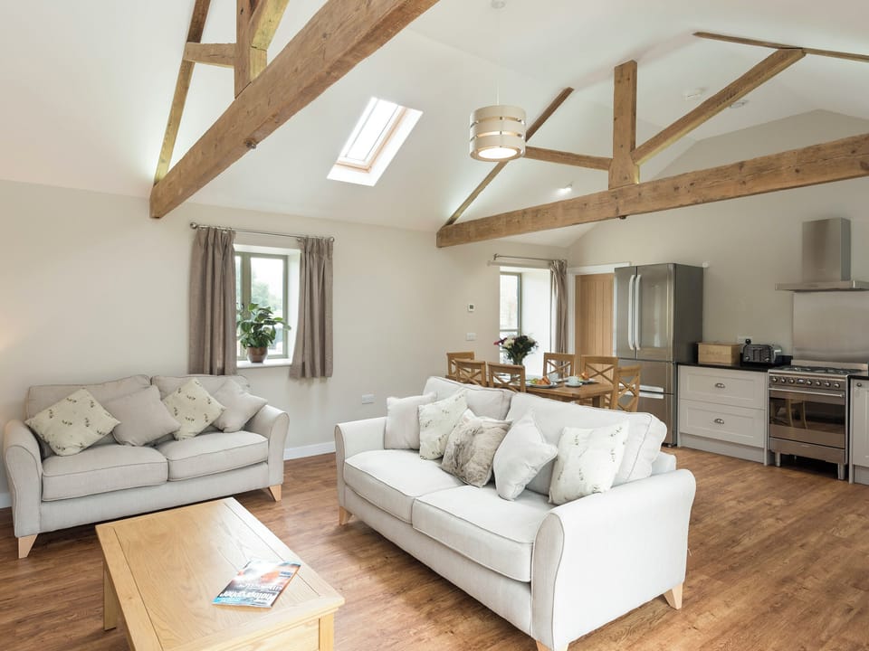 Open plan design | Property 2 - Rew Farm Barns, Ventnor