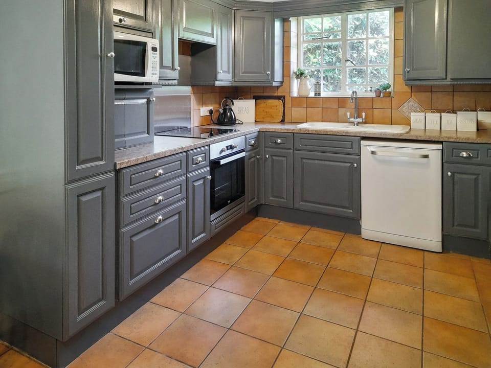 Kitchen | Laurel Cottage, Stoke Gabriel
