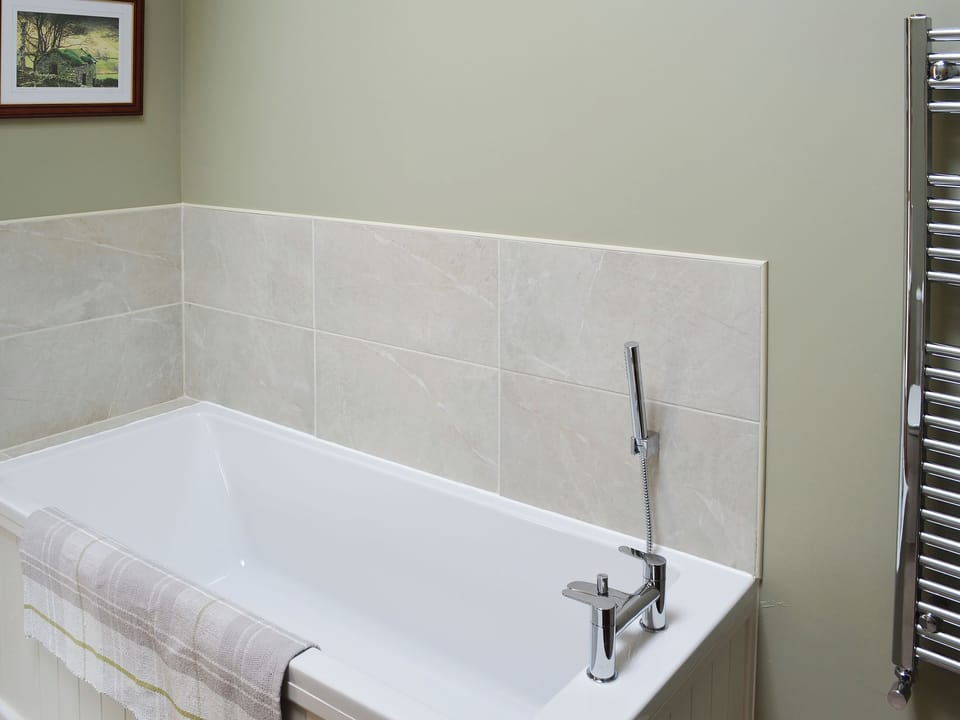 Bathroom with shower attachment | Brow View Cottage, Ravenstonedale, near Kirkby Stephen