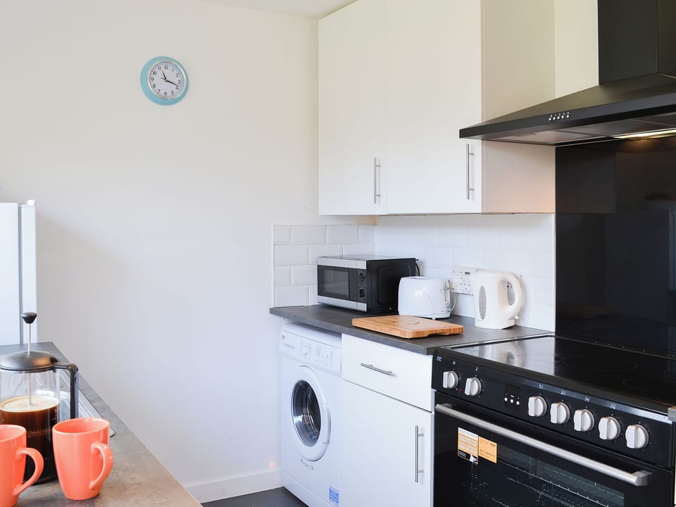 Lovely kitchen with range cooker | Achnaha, Ardentinny, near Dunoon