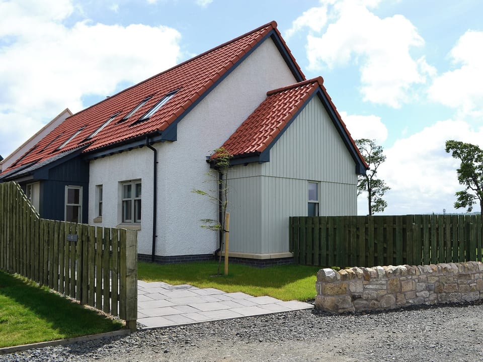 Beautifully presented and designed holiday cottage | Paddockhall Cottages- Veleta - Paddockhall Cottages, Linlithgow, near Edinburgh 