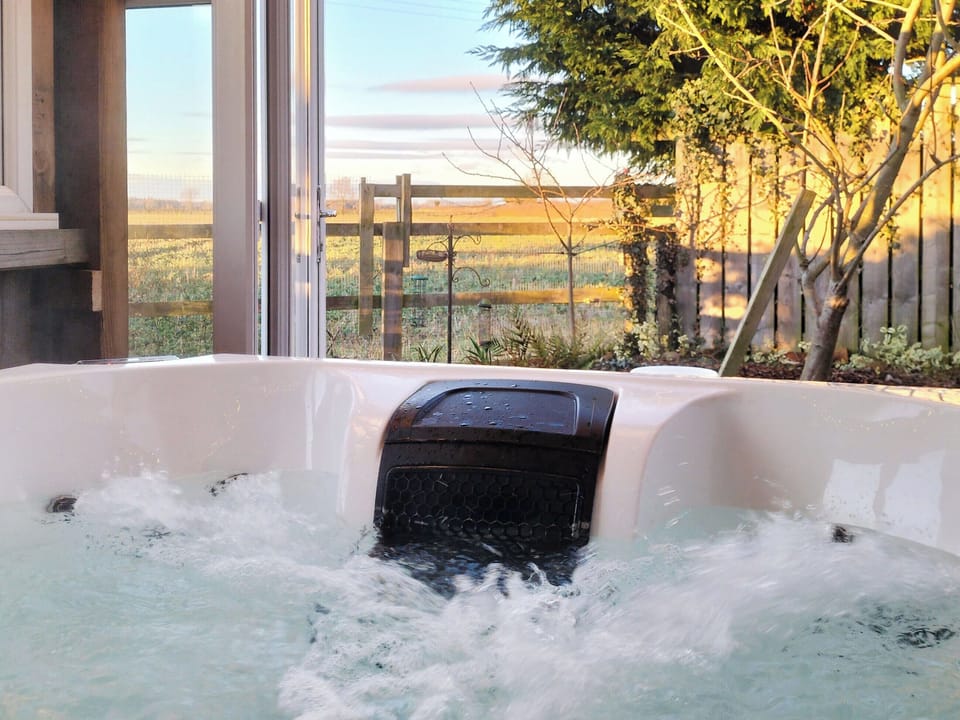 Hot tub | The Granary, North Kilvington, near Thirsk