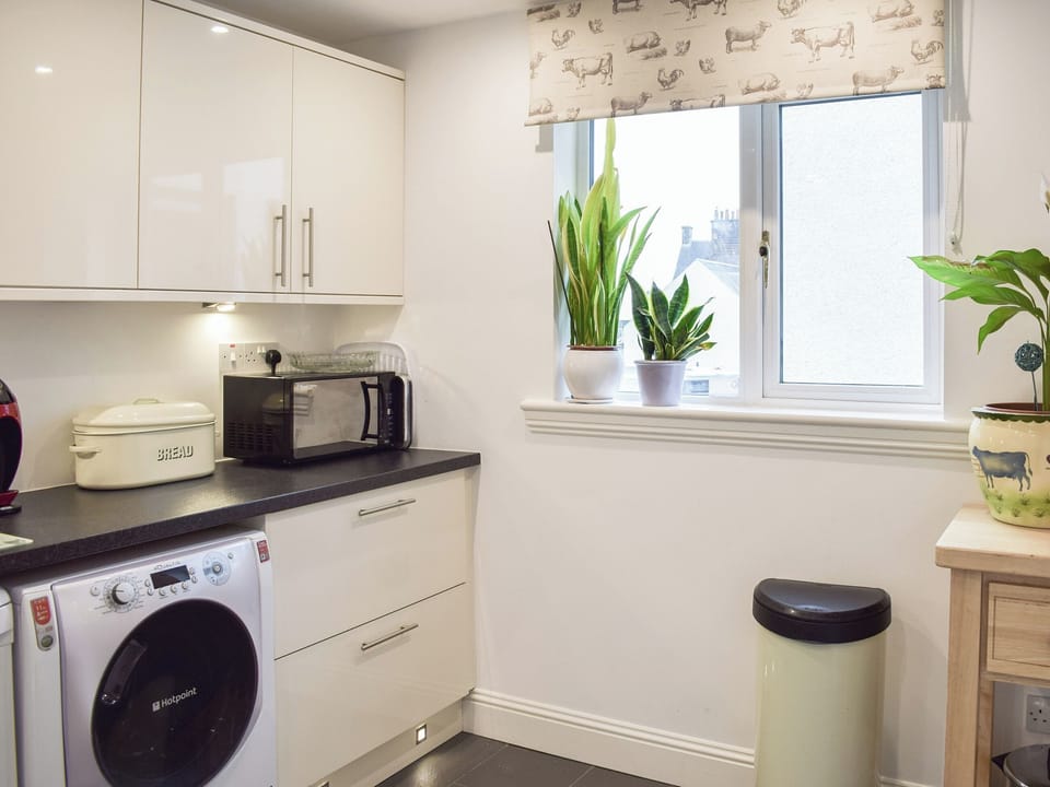 Kitchen | Fiona&rsquo;s Cottage, Crieff