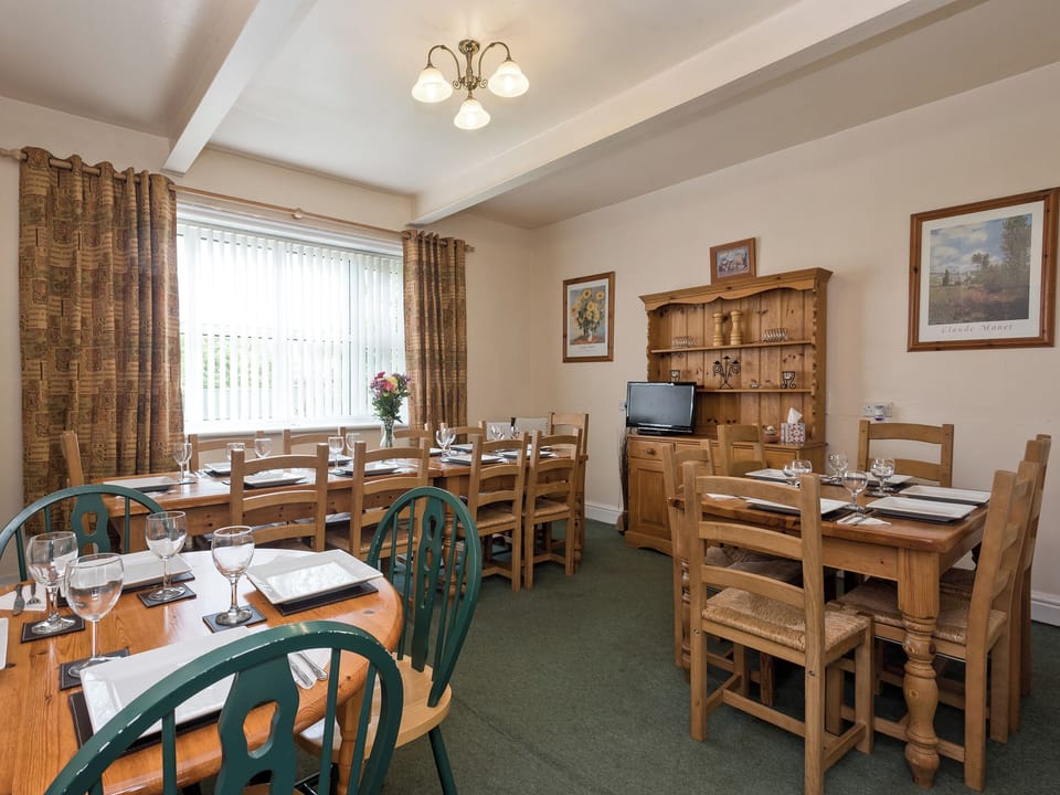 Large dining room | St Peters Court, Bacton