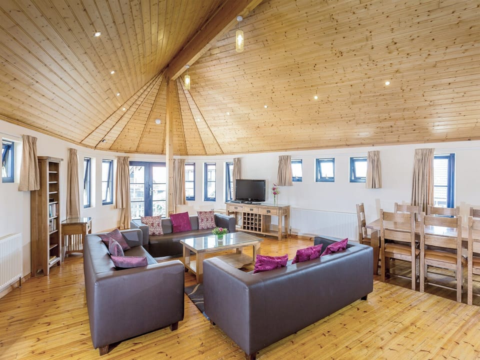 Well presented open plan living space | Waterside - The Boathouse, Wroxham, near Norwich