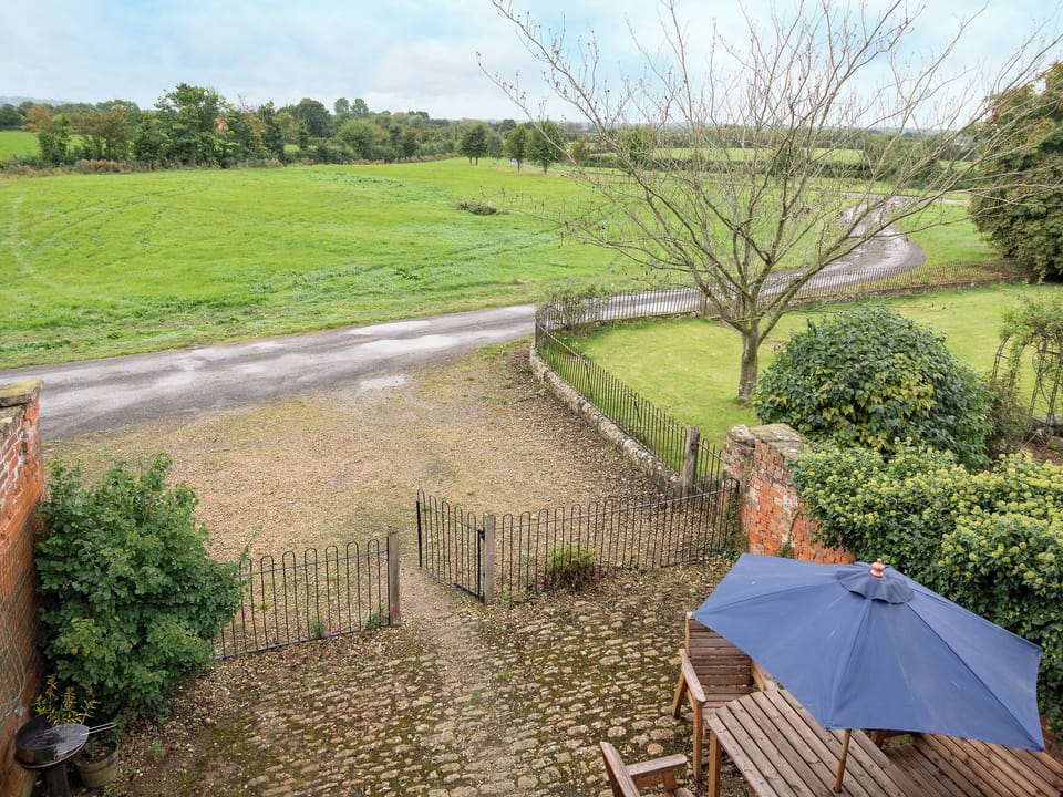 Views out across the farm and the Wiltshire countryside | The Stable, Foxham, near Chippenham