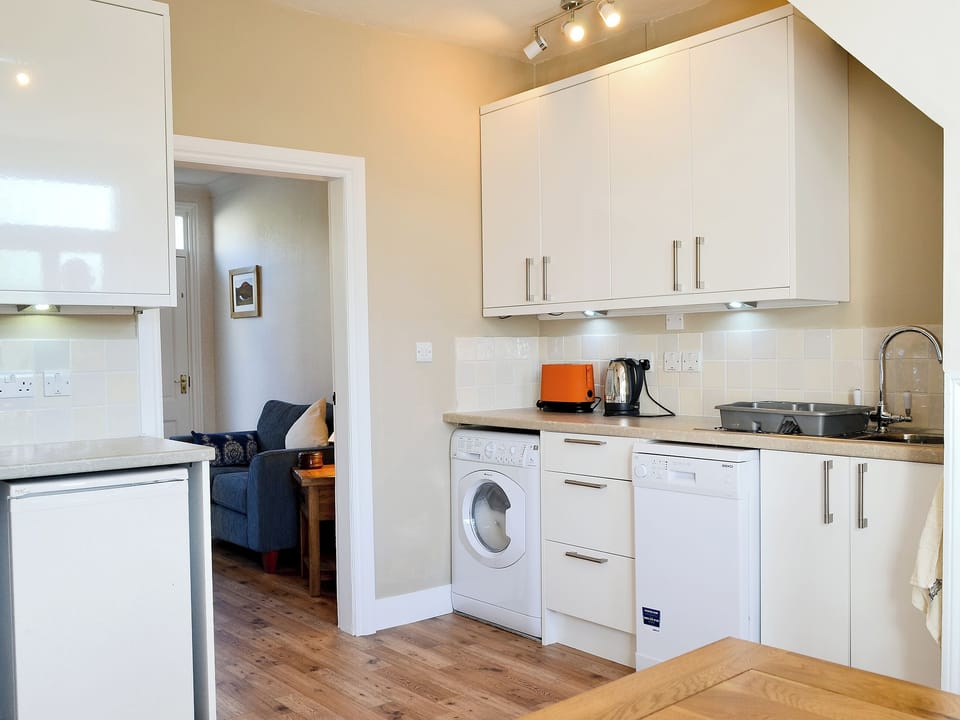 Kitchen/diner | 14 Greta Villas, Keswick