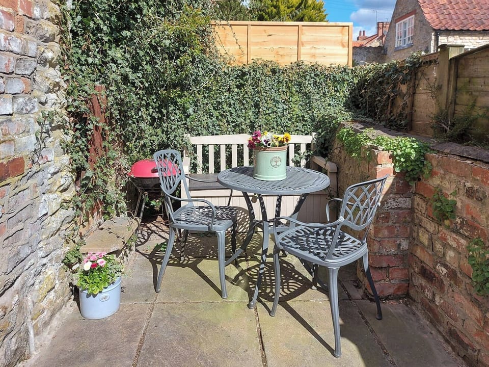 Outdoor area | Squirrel Cottage, Thornton-le-Dale