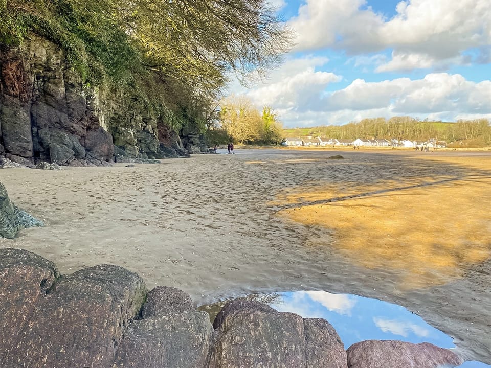 Surrounding area | Wren Cottage - Maesydderwen Holiday Cottages, Llandeilo