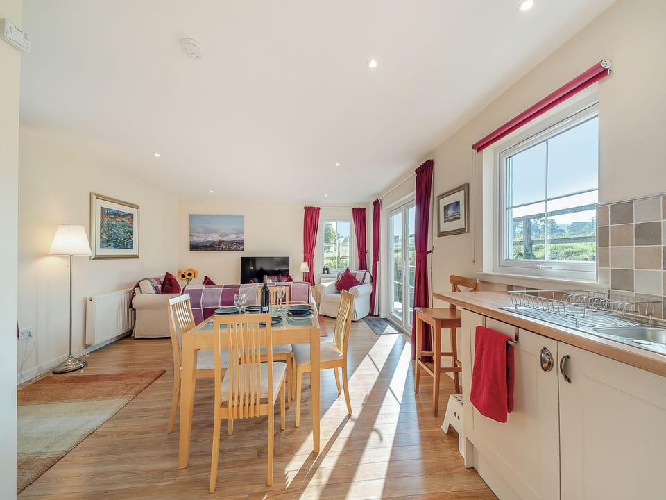 Open plan living space | Buzzard Cottage - Osprey Hideaways, Stirling
