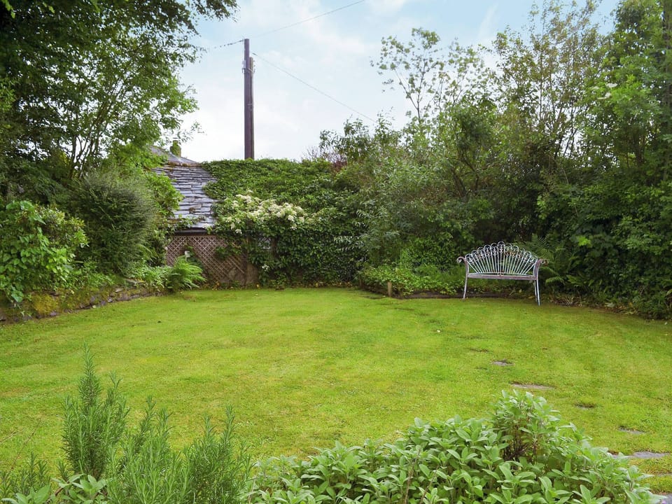 Garden | Gumburnville, Helstone, Camelford