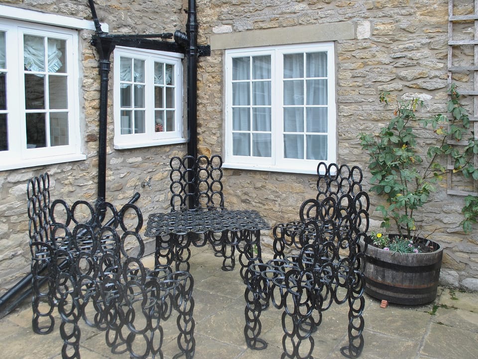 Sitting-out-area | West End Farm Cottages - Gunluck Cottage, Brompton by Sawdon