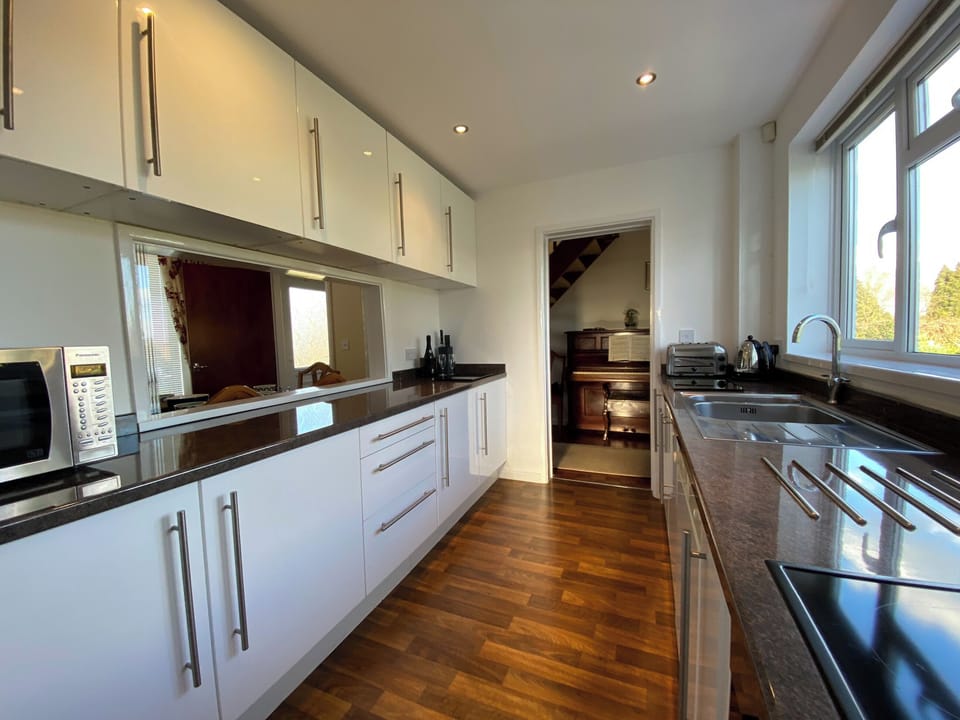 Kitchen | Nantucket House, Misterton, near Crewkerne