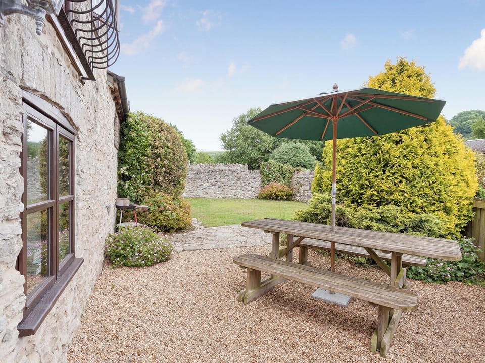 Sitting out area | Old Milking Parlour, Osmington, near Weymouth