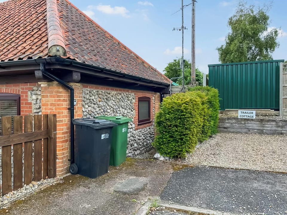 Exterior | Trailor Cottage, Weybourne 