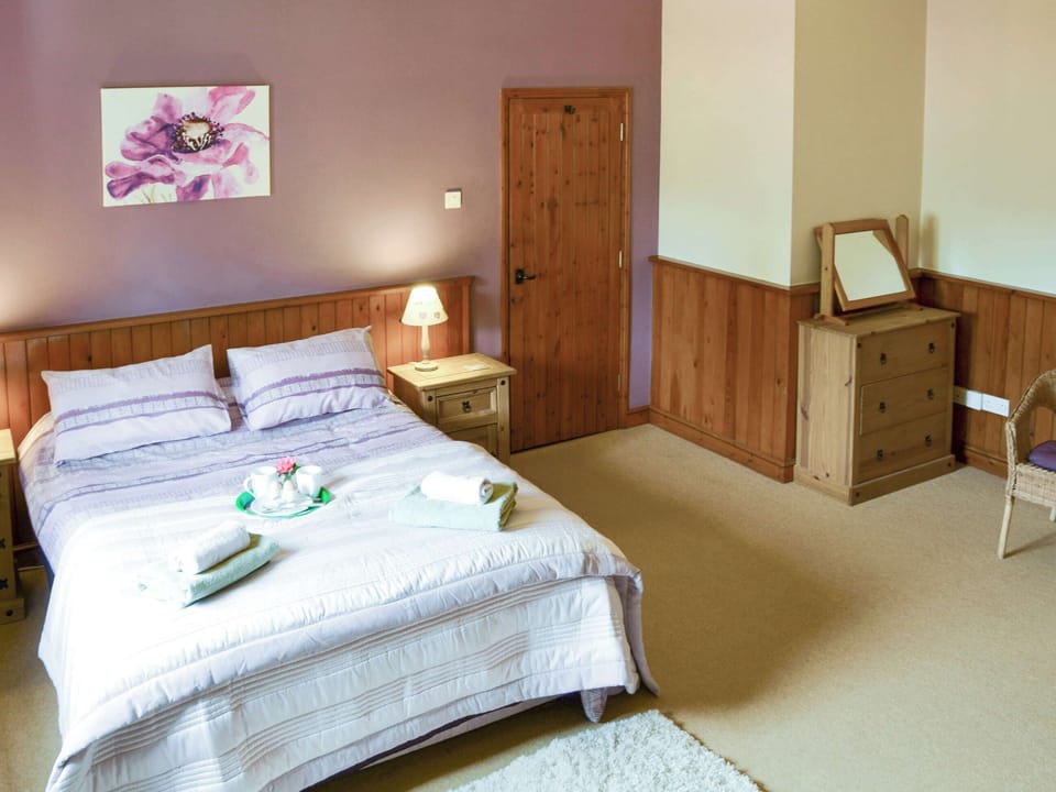 Double bedroom | The Old Stables, Cantley, near Acle