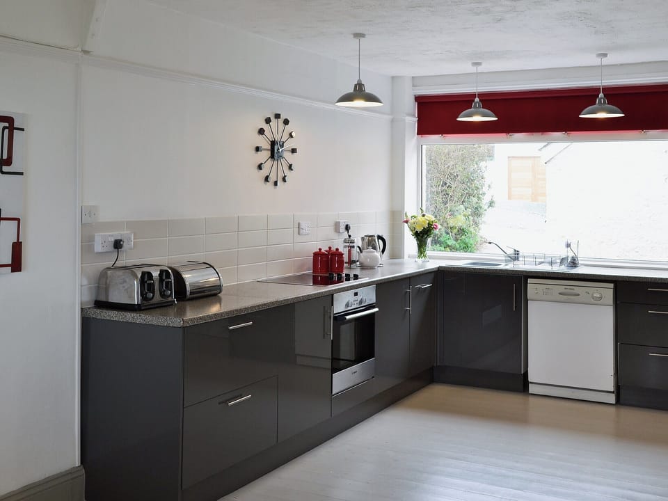 Kitchen | Polmeor, Polzeath