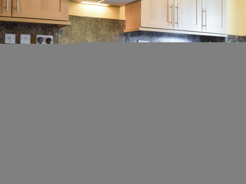 Kitchen | 7 Elm Court - Greta Grove Apartments, Keswick