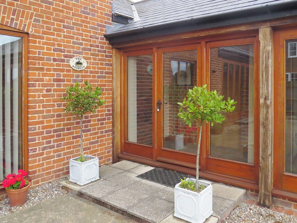 Well presented exterior | The Stables, Thrigby, Great Yarmouth