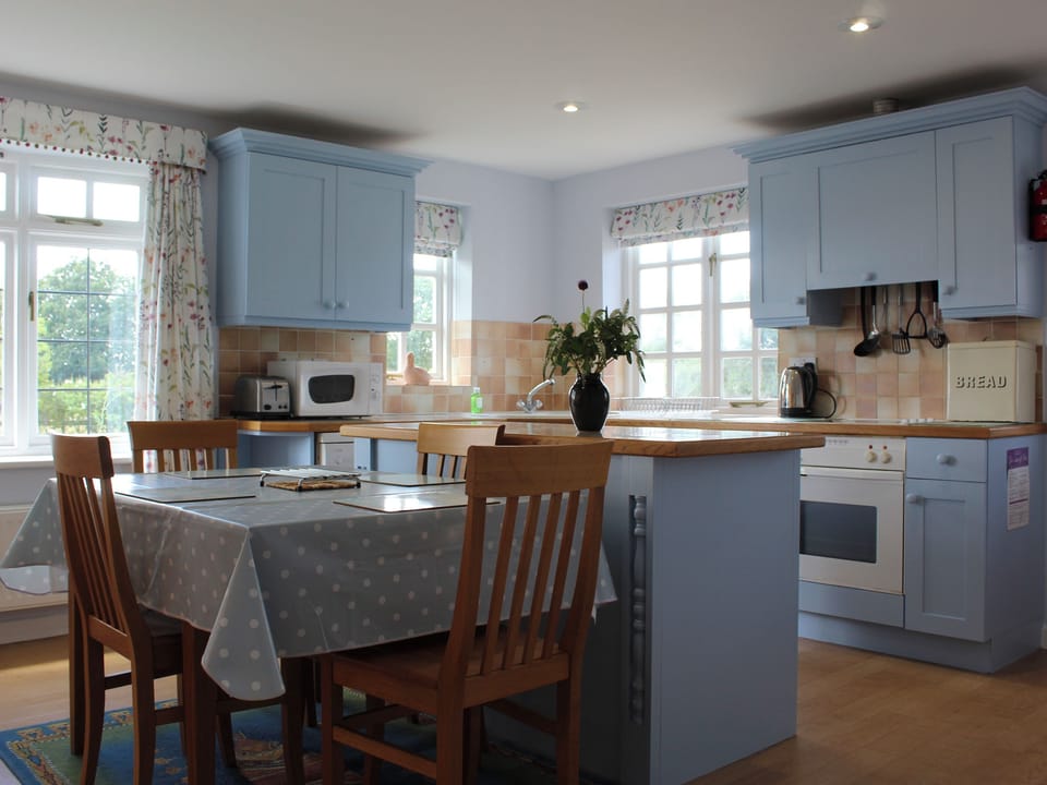 Sitting-out-area | Castle House Cottage, Horton, near Wimborne