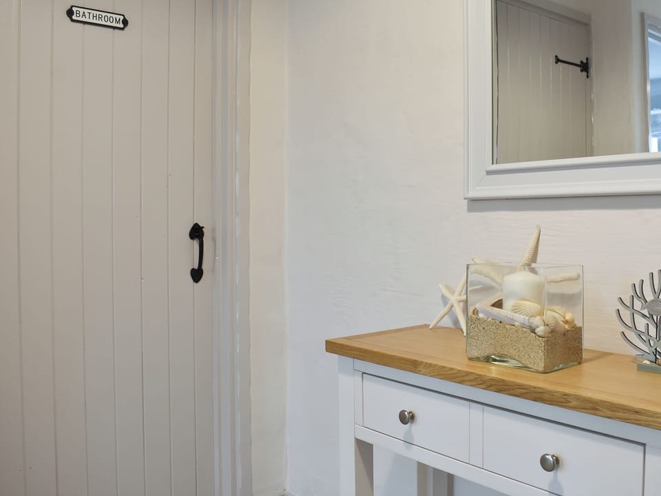 Bathroom | Friesian Valley Cottages - Ash - Friesian Valley Cottages , Mawla, near Porthtowan