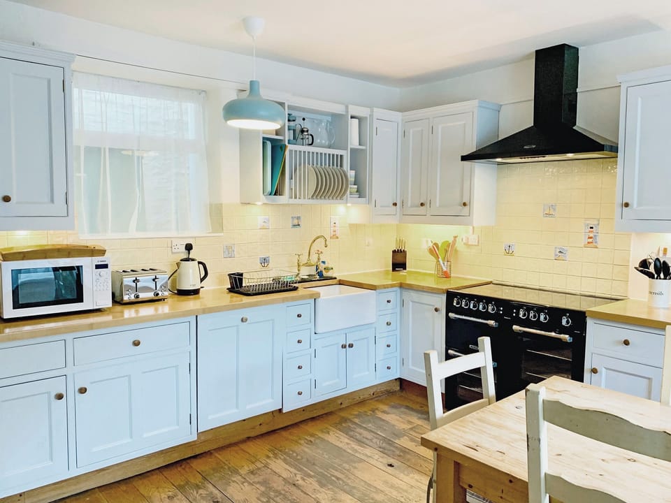 Kitchen/diner | Hillside, Port Isaac