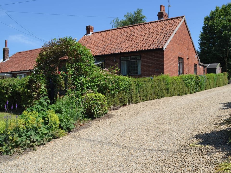 Exterior | Peasholm, Thornton le Dale, near Pickering