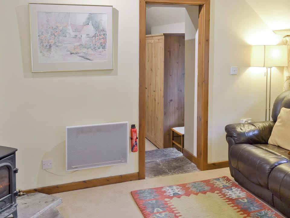 Open plan living/dining room/kitchen | Yew Tree Bothy, Holymoorside, nr. Chesterfield