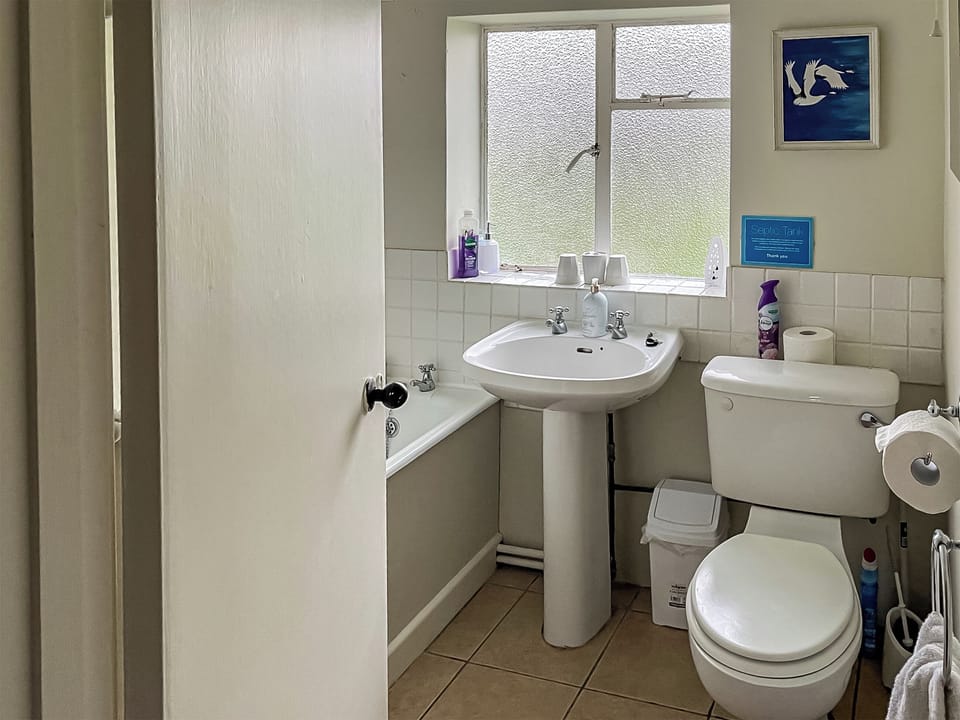 Bathroom | Edgecoombe, Shaftesbury