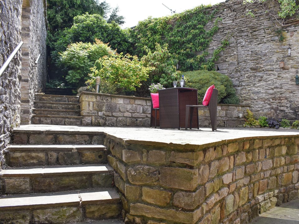 Enclosed terraced patio | Poppy&rsquo;s Footprint, Middleham, near Leyburn