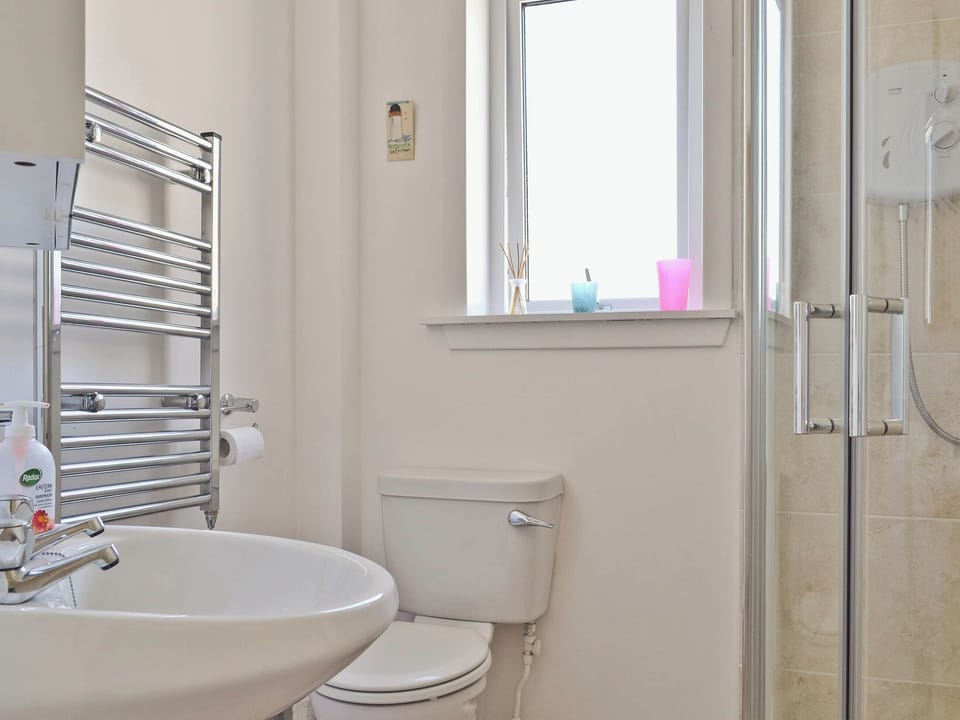 Shower room | Seaview @ Repose, Crossbost, nr. Stornoway, Isle of Lewis