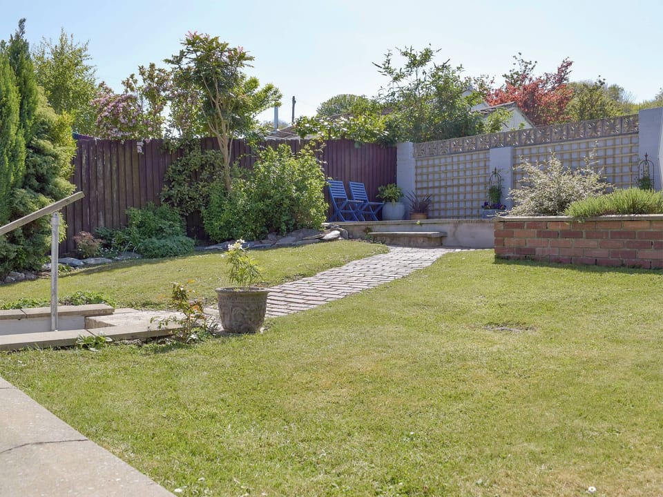 Attractive rear garden | Tawelwch, St Dogmaels 
