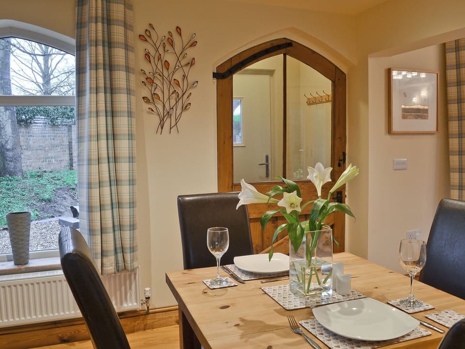 Open plan dining area and kitchen | The Old Coach House, Ulrome near Bridlington