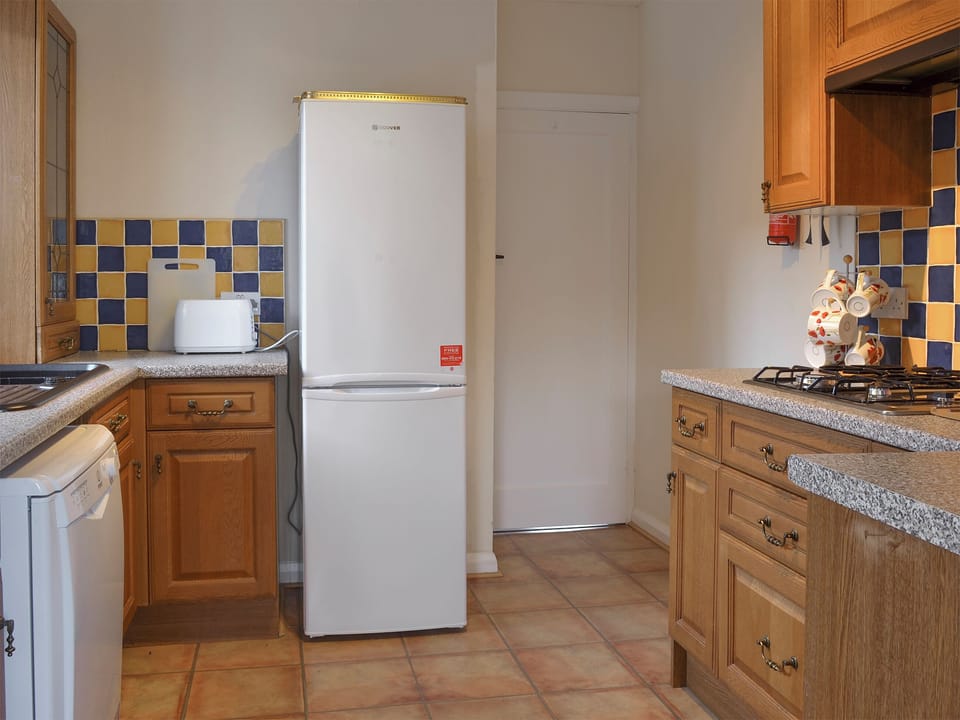 Fully-appointed fitted kitchen | The Glade, Ferring, Worthing