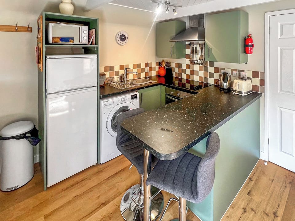 Open plan living space | Dragonfly 1 - Dragonfly Barn, North Newton