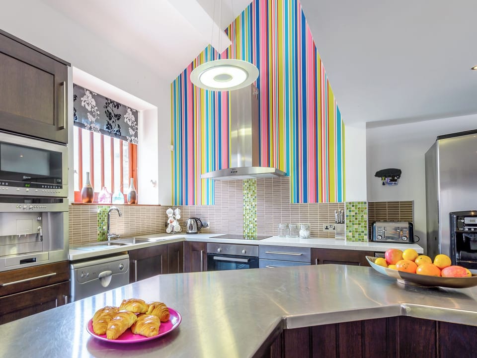 Kitchen/diner | Trescowthick - Trescowthick Barn, St Newlyn, nr. Newquay